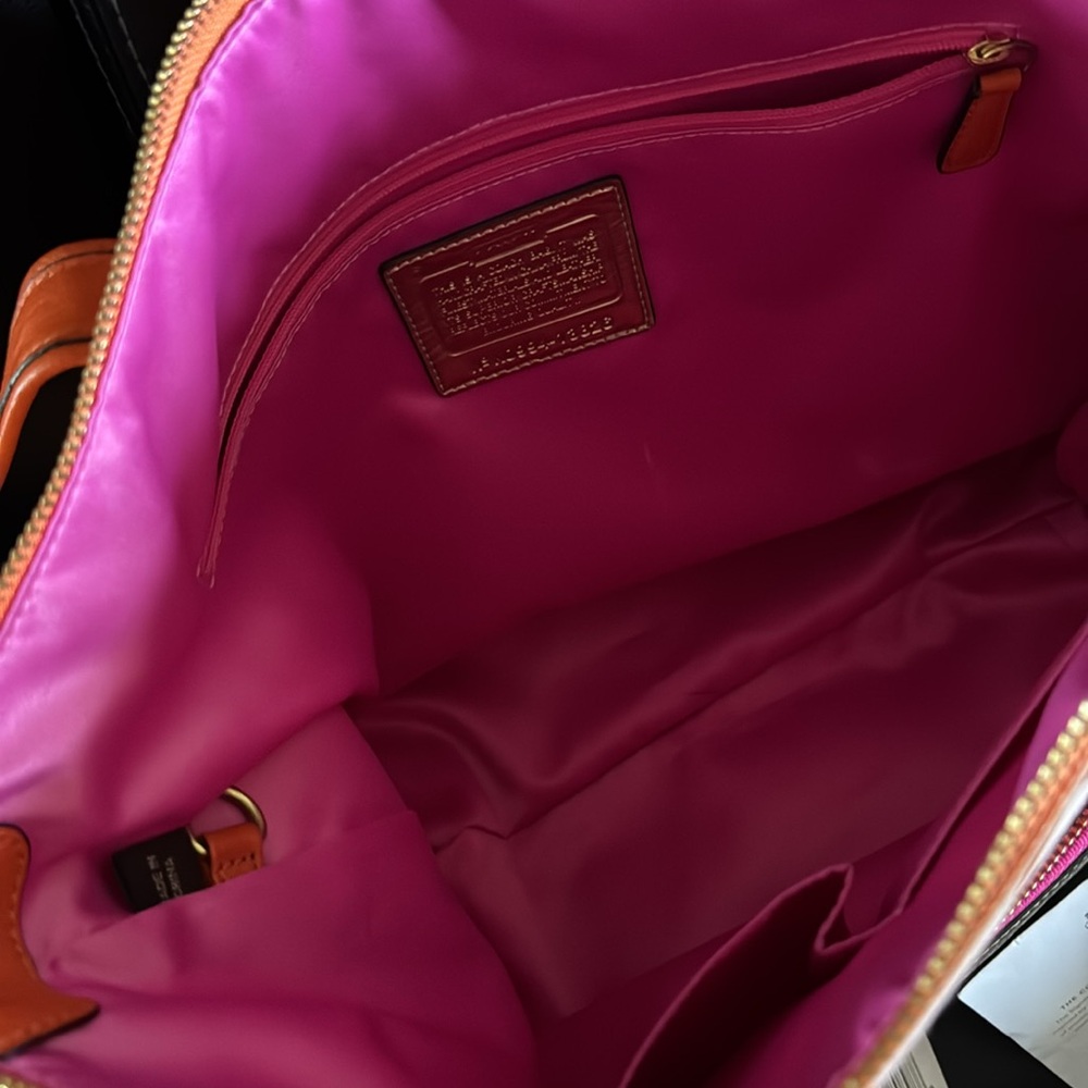 Authentic Coach Persimmon and Magenta Poppy Op Art Tote glam - Picture 2 of 4